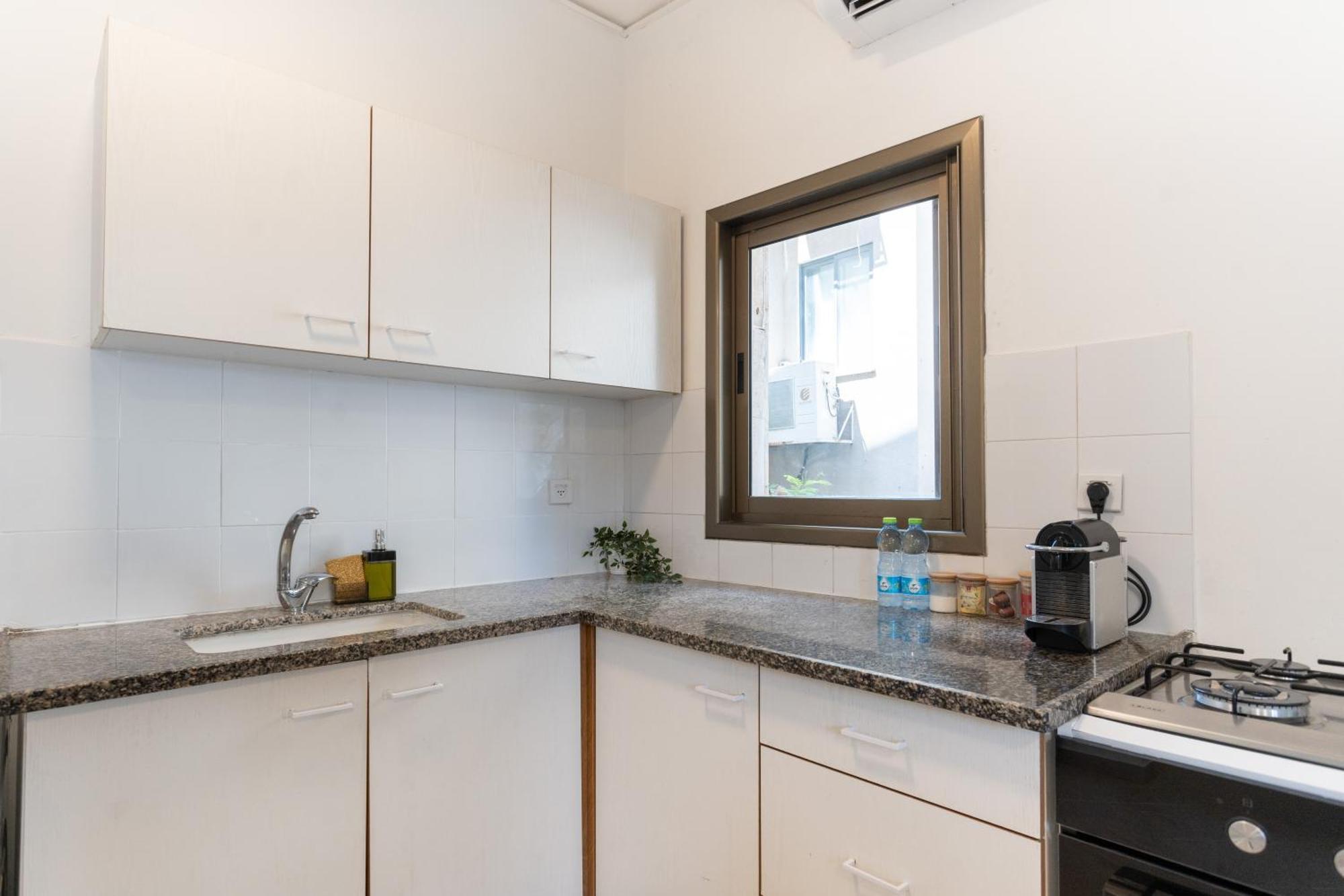 Eliezer Ben Yehuda Residence With Shelter Tel Aviv Exteriör bild